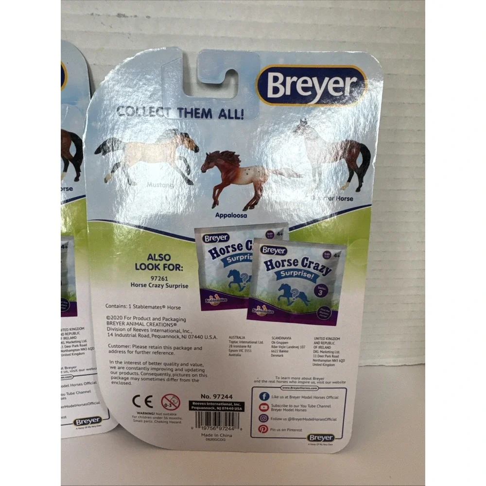 New Breyer Horse Crazy Lot of 2 Stablemates 1:32 Scale  Mustang Quarter Gift
